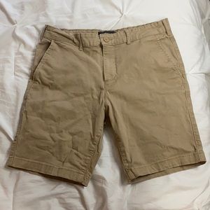 khaki shorts men's 31